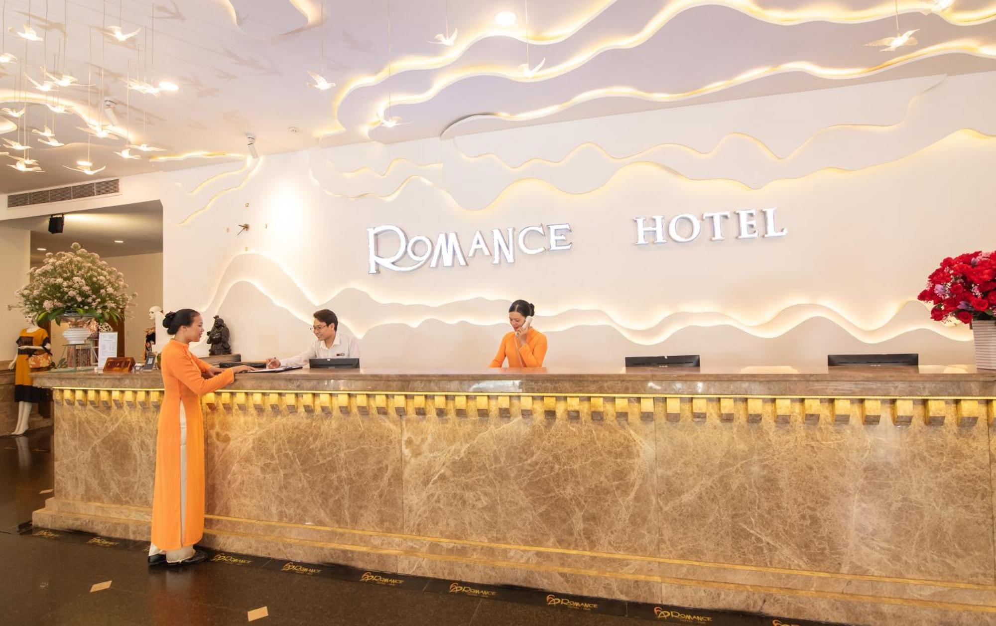 Romance Hotel Hue Exterior foto