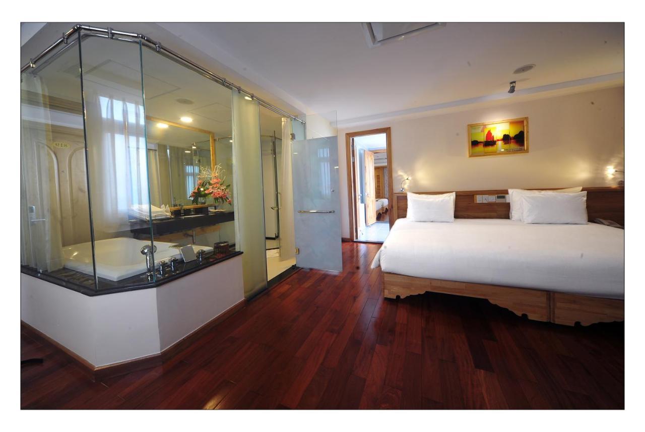 Romance Hotel Hue Exterior foto